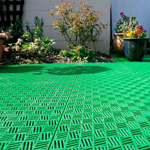 Modular plastic floor for gardens